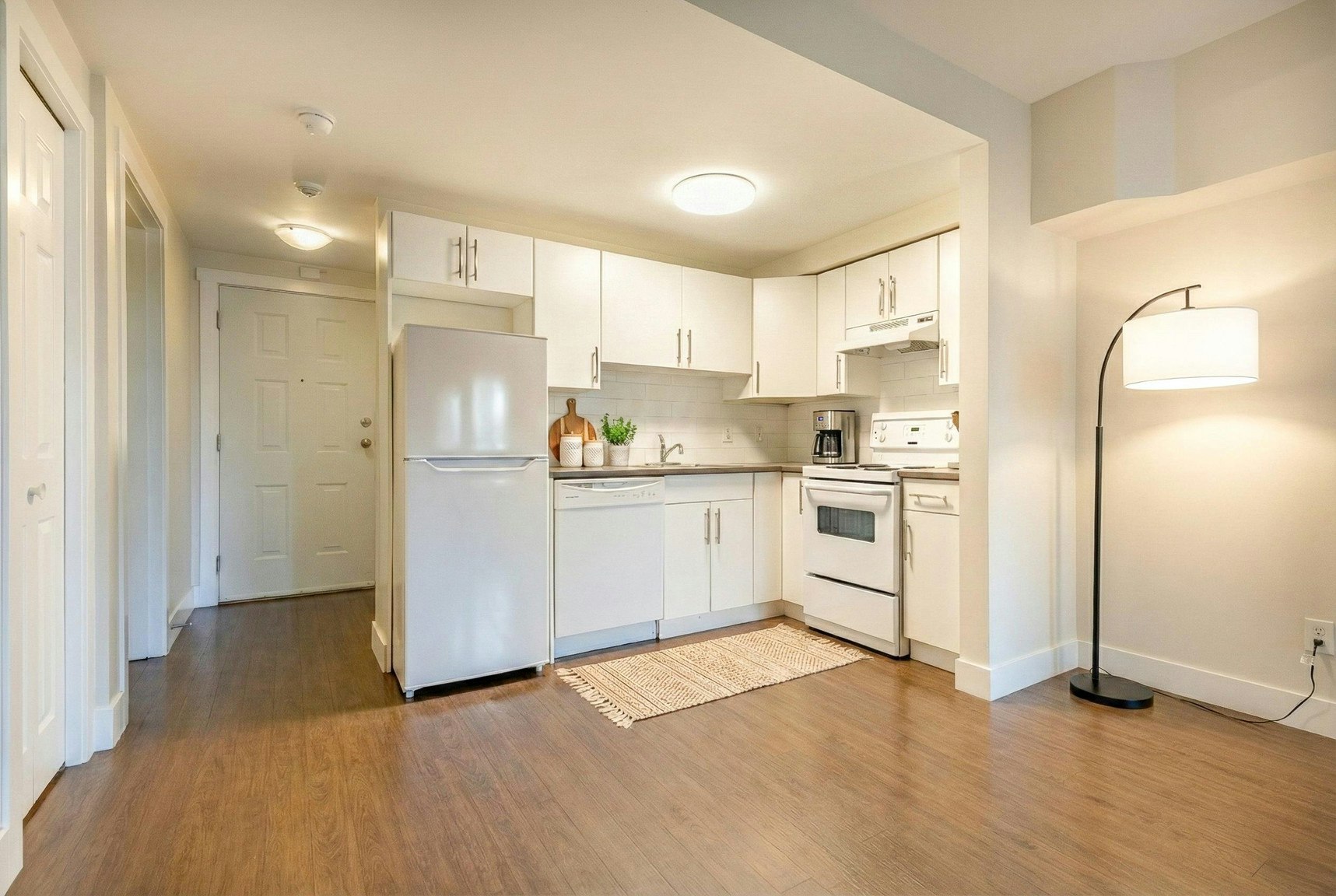 212-1415 Kelglen Crescent, Kelowna, BC, V1Y 6K7