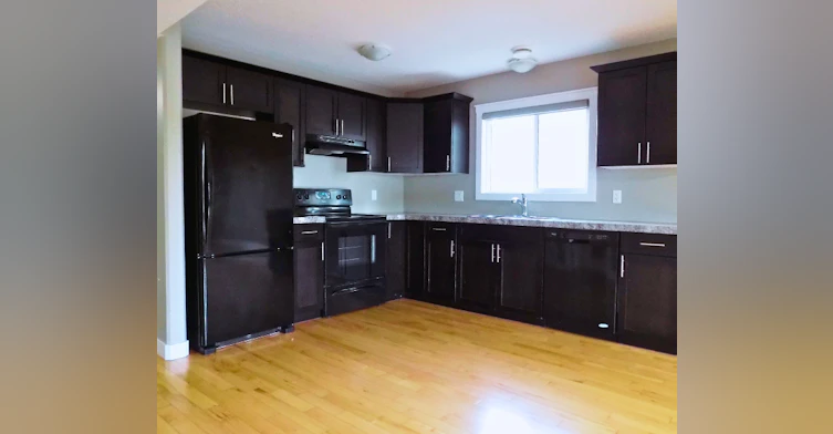 102-10305 107 Avenue, Grande Prairie, AB, T8V 1M4 - 2