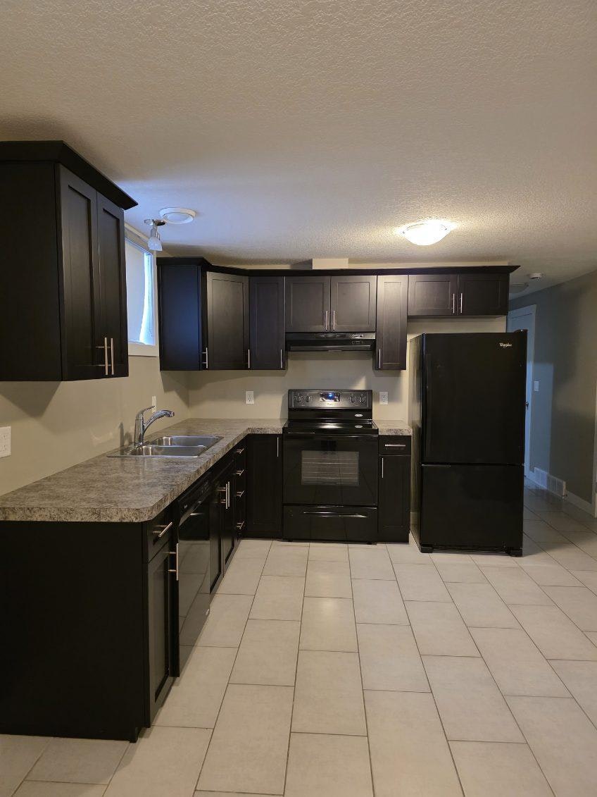 102-10305 107 Avenue, Grande Prairie, AB, T8V 1M4 - 2