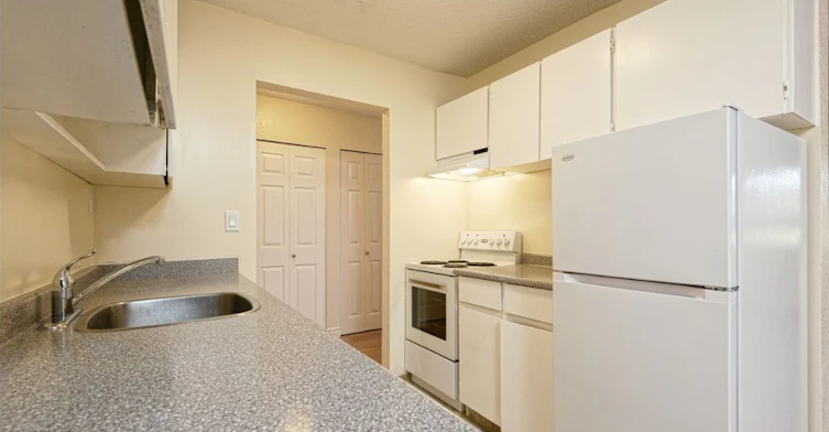 180 Croft Street, Victoria, BC, V8V 4R4 - 7