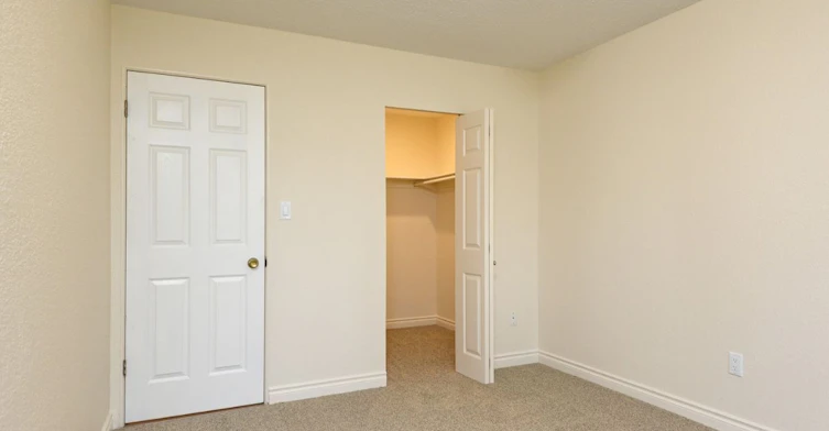 180 Croft Street, Victoria, BC, V8V 4R4 - 8