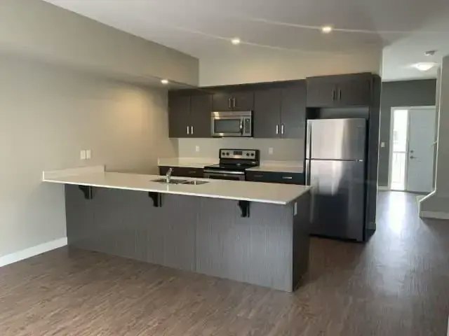 A104-221 Lake Street, Red Deer County, AB, T4E 1B9 - 35