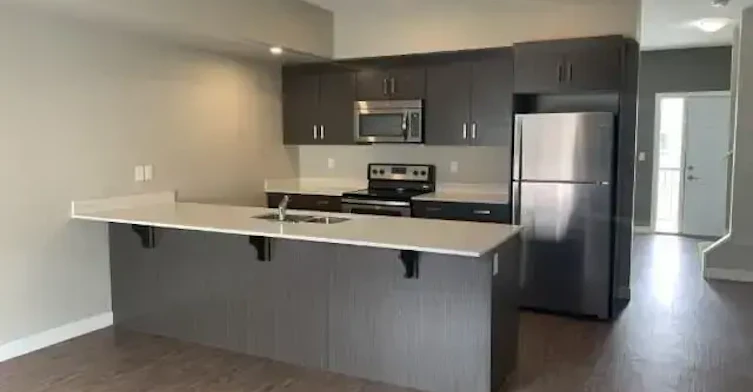 E101-221 Lake Street, Red Deer County, AB, T4E 1B9 - 35