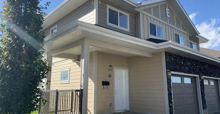 E101-221 Lake Street, Red Deer County, AB, T4E 1B9 - 31