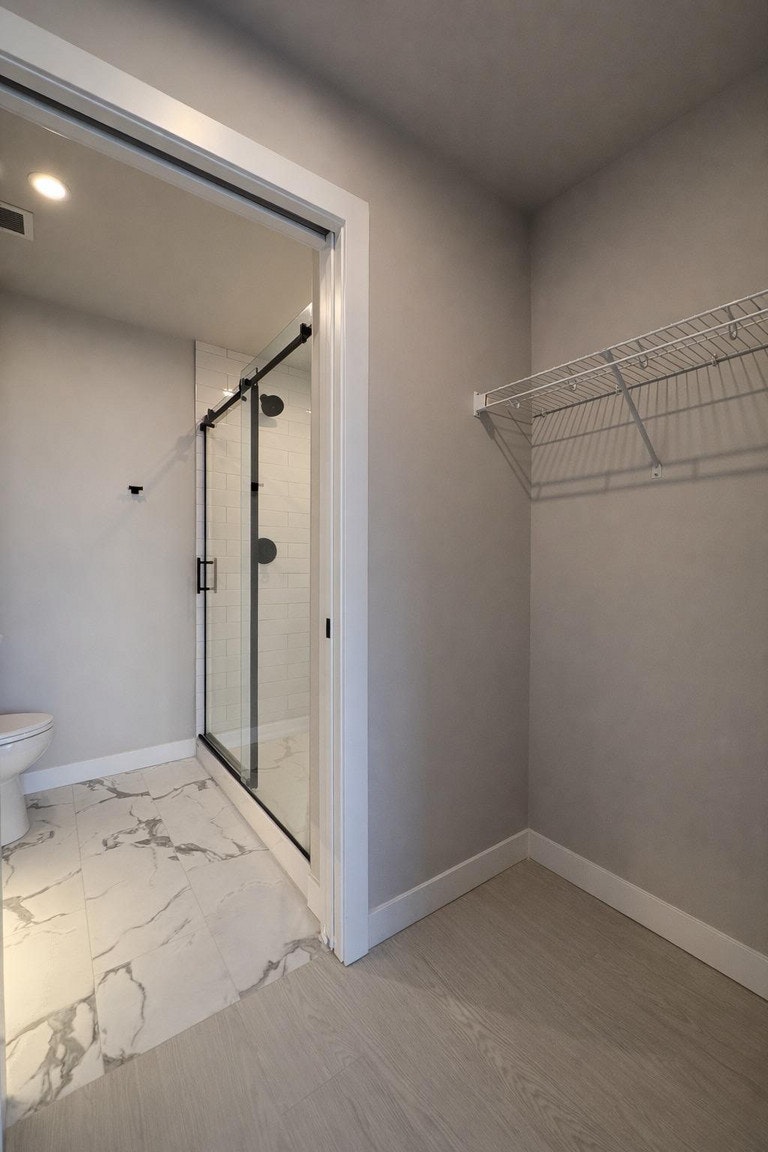 412 and 517-8375 Broadcast Avenue Southwest, Calgary, AB, T3H 4C6 - 44
