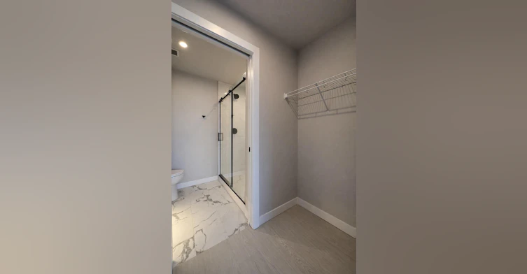 412 and 517-8375 Broadcast Avenue Southwest, Calgary, AB, T3H 4C6 - 44