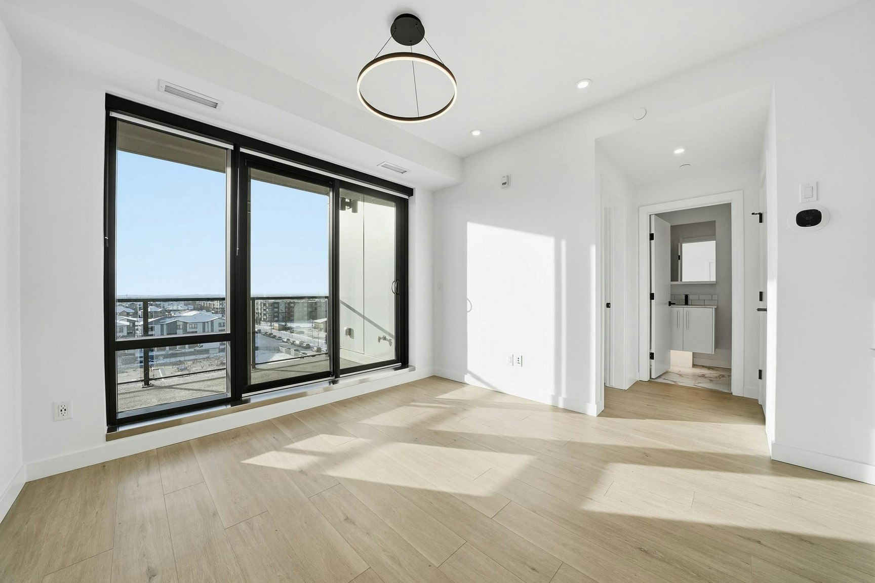 412 and 517-8375 Broadcast Avenue Southwest, Calgary, AB, T3H 4C6 - 34