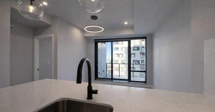 412 and 517-8375 Broadcast Avenue Southwest, Calgary, AB, T3H 4C6 - 40