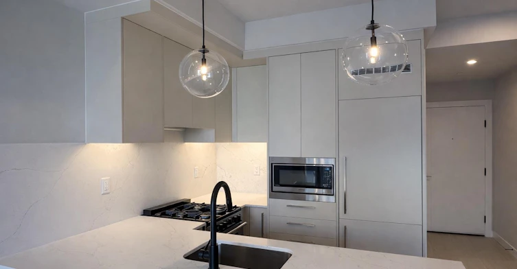 412 and 517-8375 Broadcast Avenue Southwest, Calgary, AB, T3H 4C6 - 32