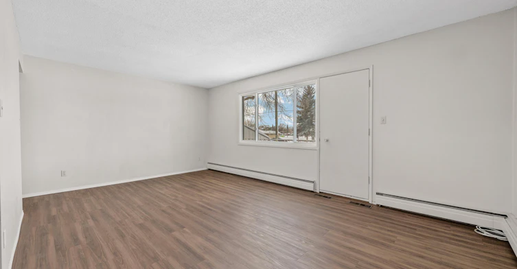 9915 101 Street, Fort Saskatchewan, AB, T8L 1V6 - 10