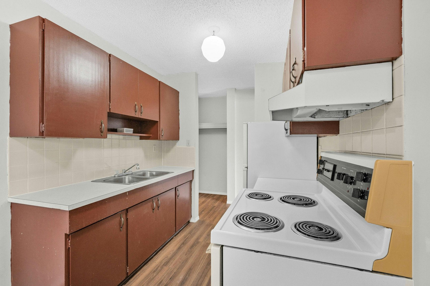 9915 101 Street, Fort Saskatchewan, AB, T8L 1V6 - 5