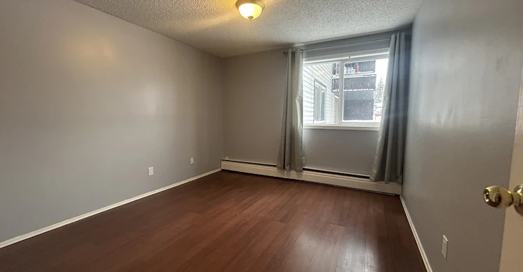 9260 108 Avenue, Grande Prairie, AB, T8V 3L3 - 7