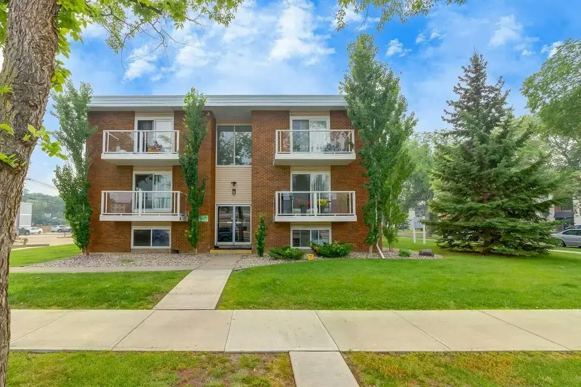 104-10847 112 Street NW, Edmonton, AB, T5H 3H4 - 12
