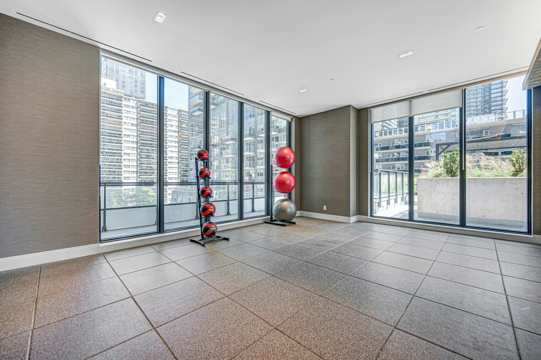 65 Broadway Avenue, Toronto, ON, M4P 1T9 - 14