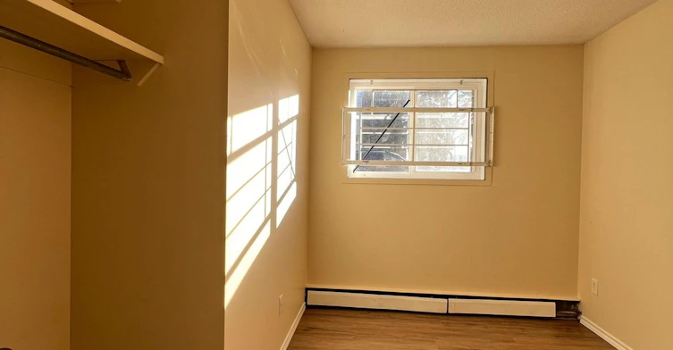 22-10604 114 Street Northwest, Edmonton, AB, T5H 3J9 - 13