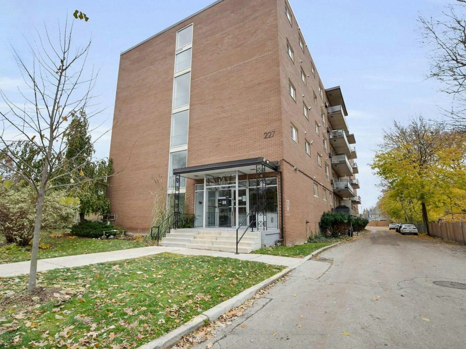 0606-227 Cathcart Street, London, ON, N6C 3M8 - 11