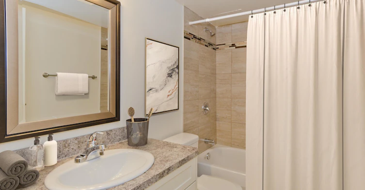 1339 15 Avenue SW, Calgary, AB, T3C 3V3 - 7