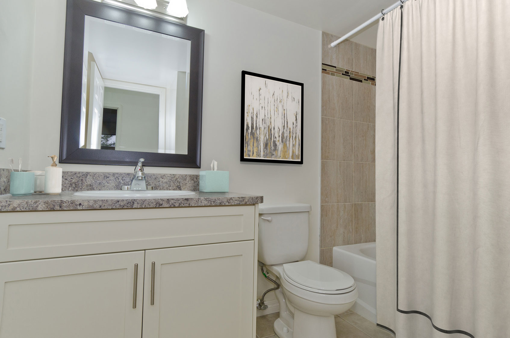 230 Huntington Close NE, Calgary, AB, T2K 5X9 - 6