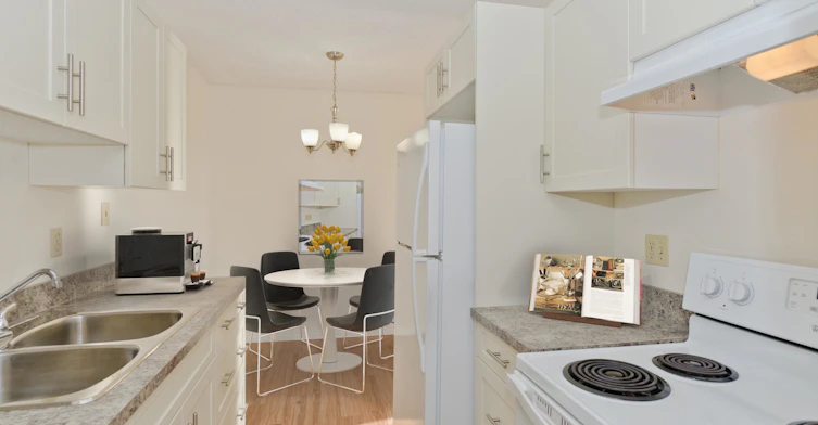309 15 Avenue SW, Calgary, AB, T2R 0R1 - 3