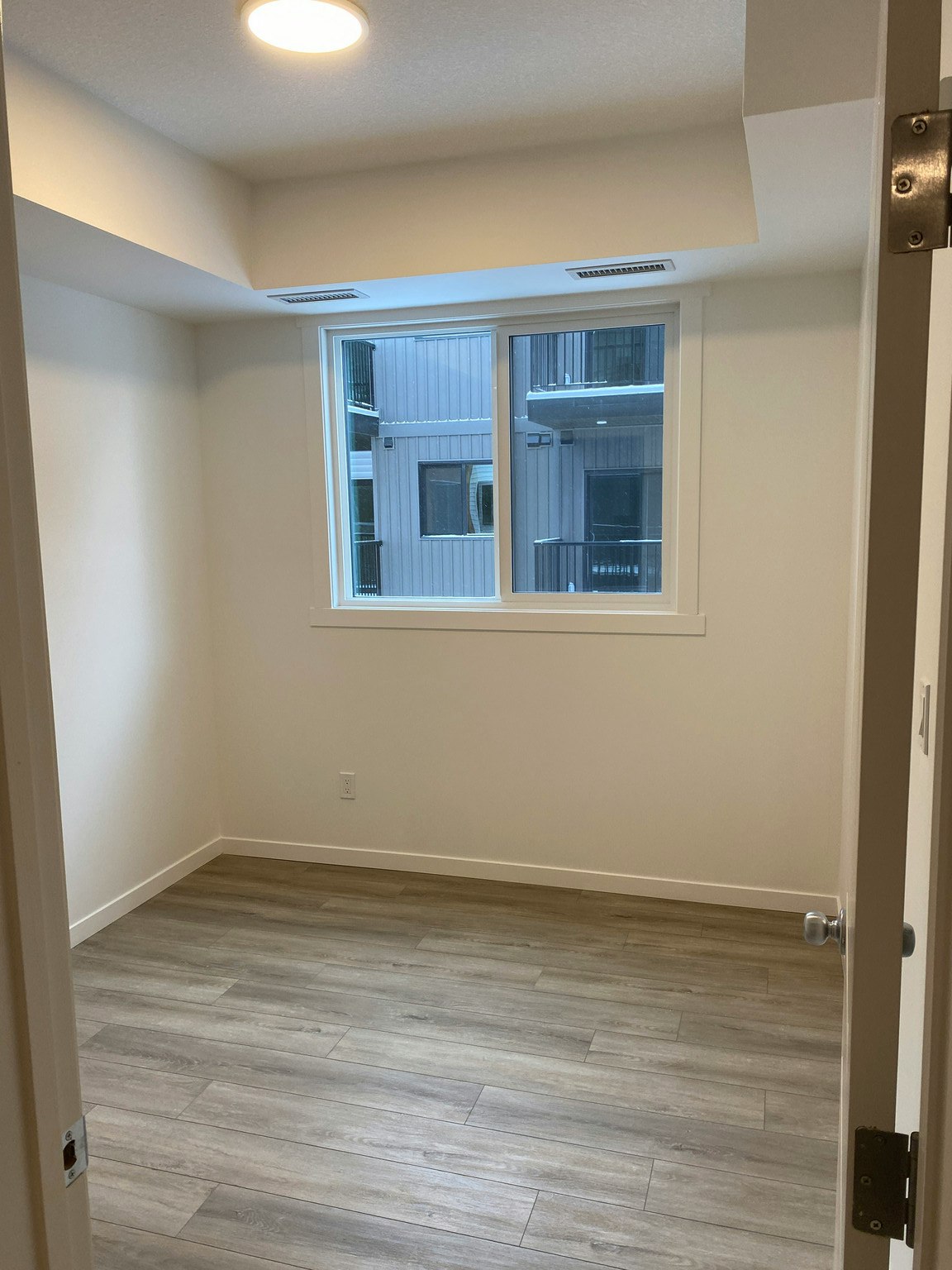 307-9223 228 Street NW, Edmonton, AB, T5T 5X7 - 10