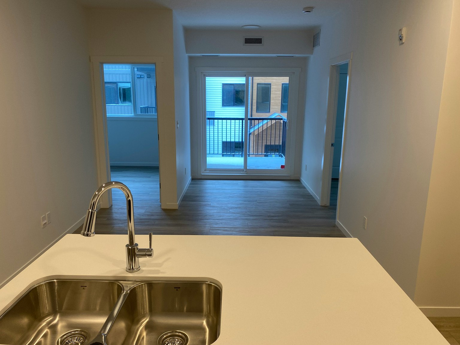307-9223 228 Street NW, Edmonton, AB, T5T 5X7 - 6