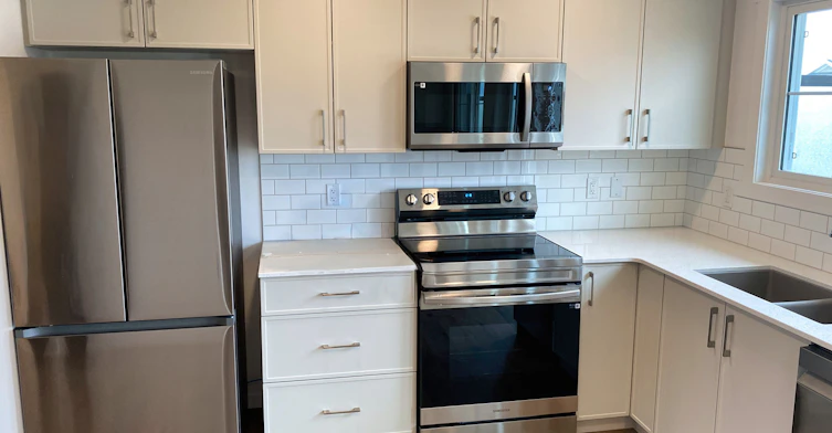 7030-7030 Rosenthal Drive Northwest, Edmonton, AB, T5T 7L4 - 8