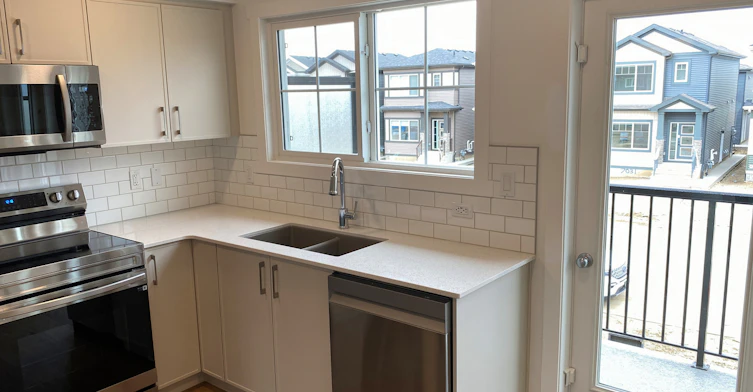 7030-7030 Rosenthal Drive Northwest, Edmonton, AB, T5T 7L4 - 7