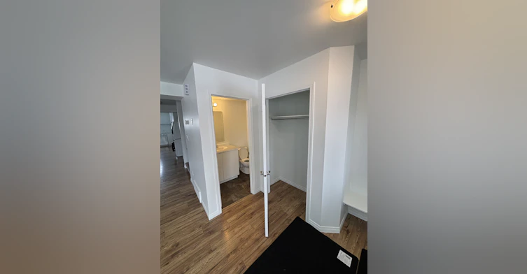 12228 Main-12228 60 Street Northwest, Edmonton, AB, T5W 3Z9 - 4