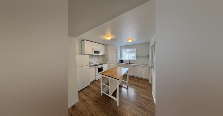 12228 Main-12228 60 Street Northwest, Edmonton, AB, T5W 3Z9 - 12