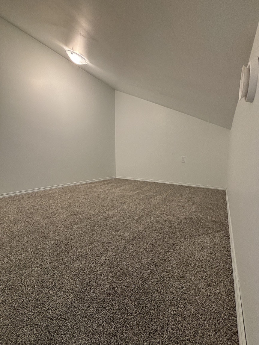 12034 G1-12034 41 Street Northwest, Edmonton, AB, T5W 2M4 - 21