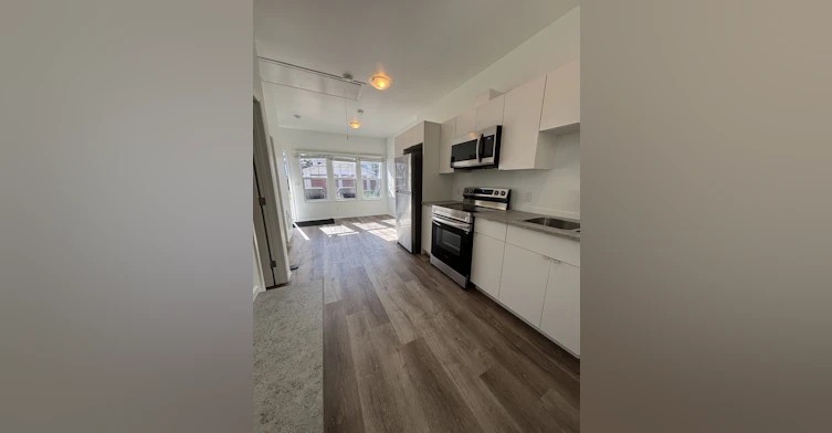 12034 G1-12034 41 Street Northwest, Edmonton, AB, T5W 2M4 - 10