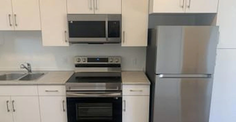 G2-12034 41 Street Northwest, Edmonton, AB, T5W 2M4 - 3