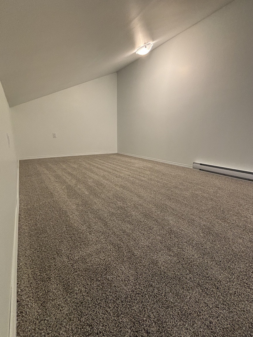 12034 G1-12034 41 Street Northwest, Edmonton, AB, T5W 2M4 - 22