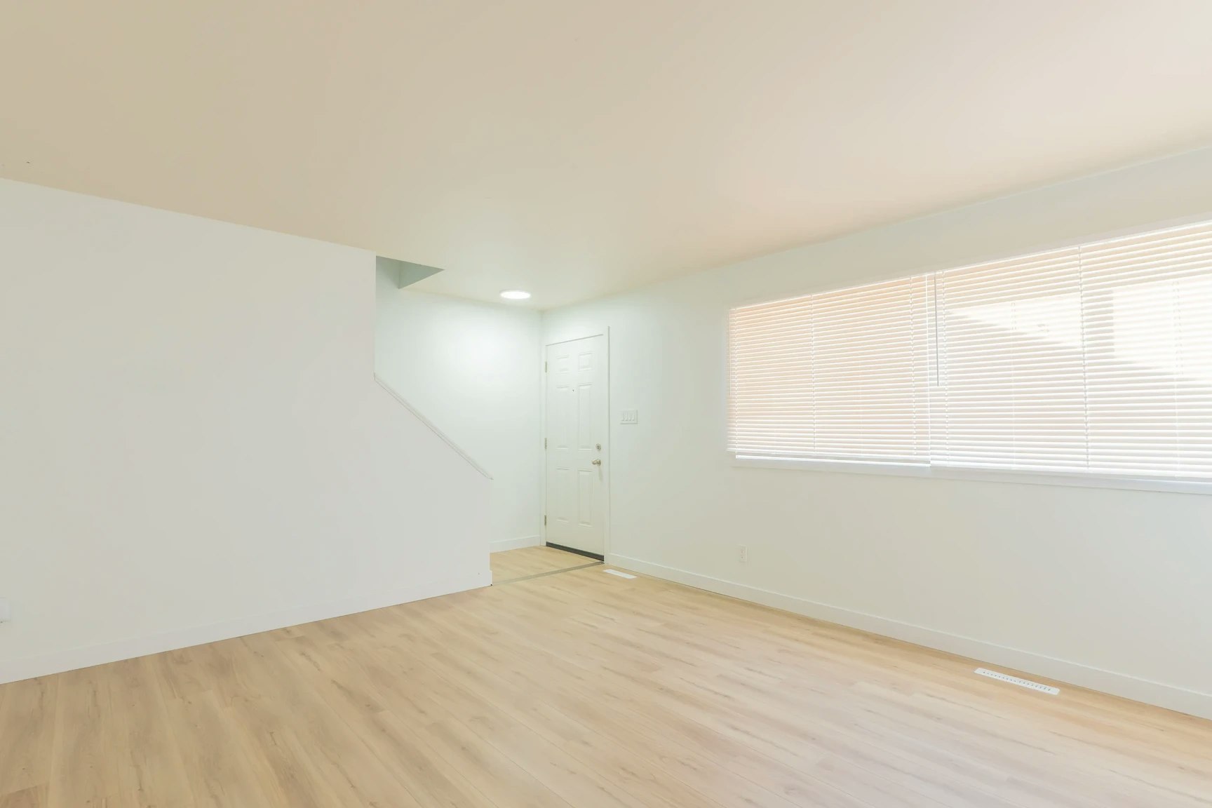 12944-8217 130 Avenue, Edmonton, AB, T5E 0R1 - 2