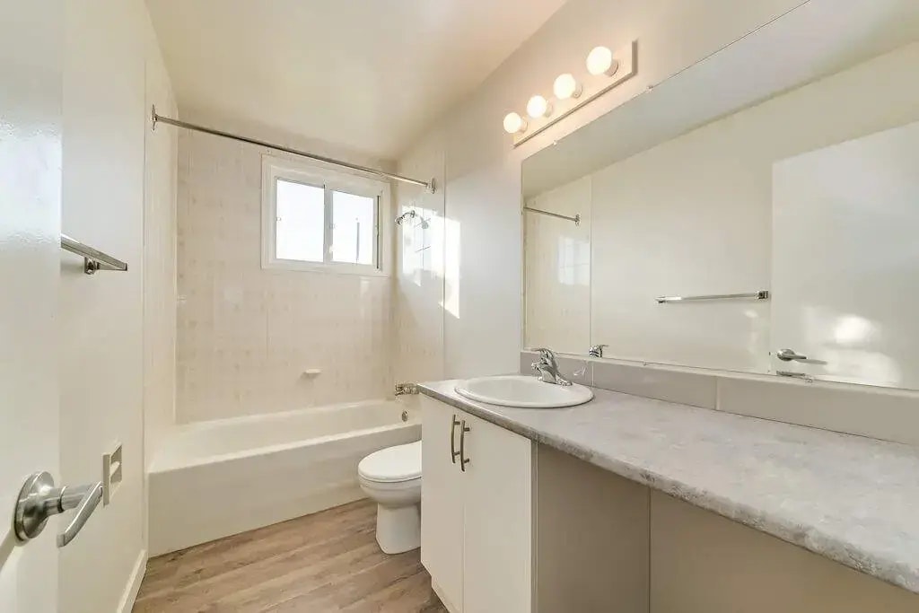 12921-8217 130 Avenue, Edmonton, AB, T5E 0R1 - 54