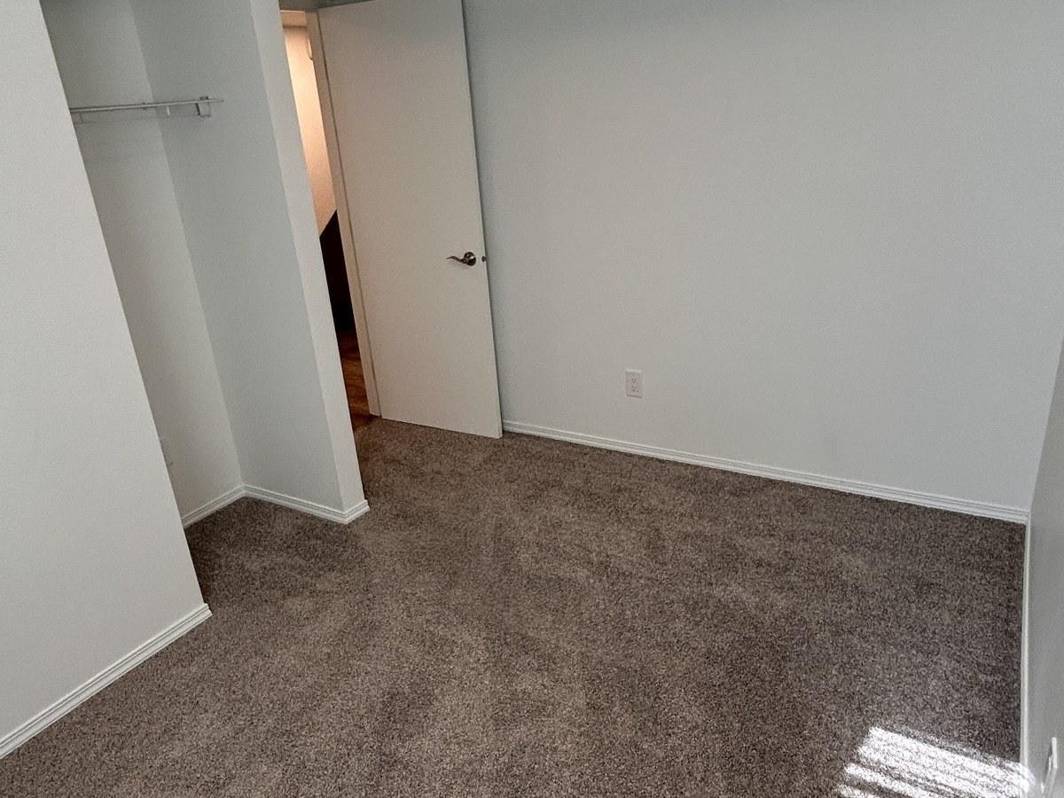 Basement G3 & G4-11935 46 Street Northwest, Edmonton, AB, T5W 2V8 - 7