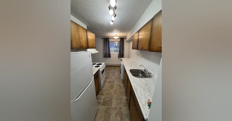 103-3607 118 Avenue Northwest, Edmonton, AB, T5W 0X8 - 2