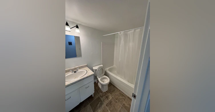 103-3607 118 Avenue Northwest, Edmonton, AB, T5W 0X8 - 7