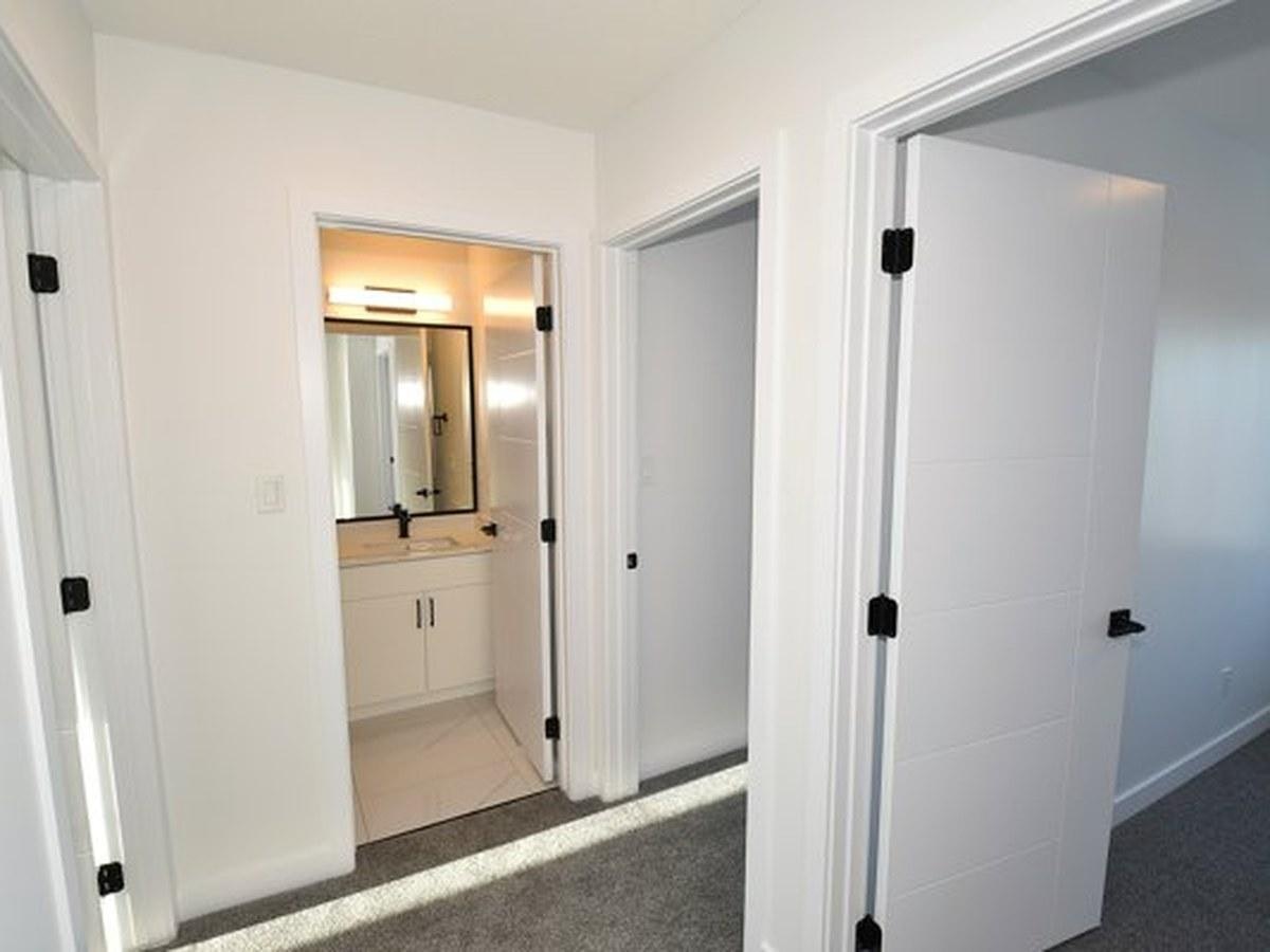 45-18120 28 Avenue Southwest, Edmonton, AB, T6W 4V2 - 34