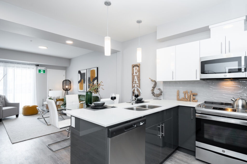 1-203-70 Park East Drive, Winnipeg, MB