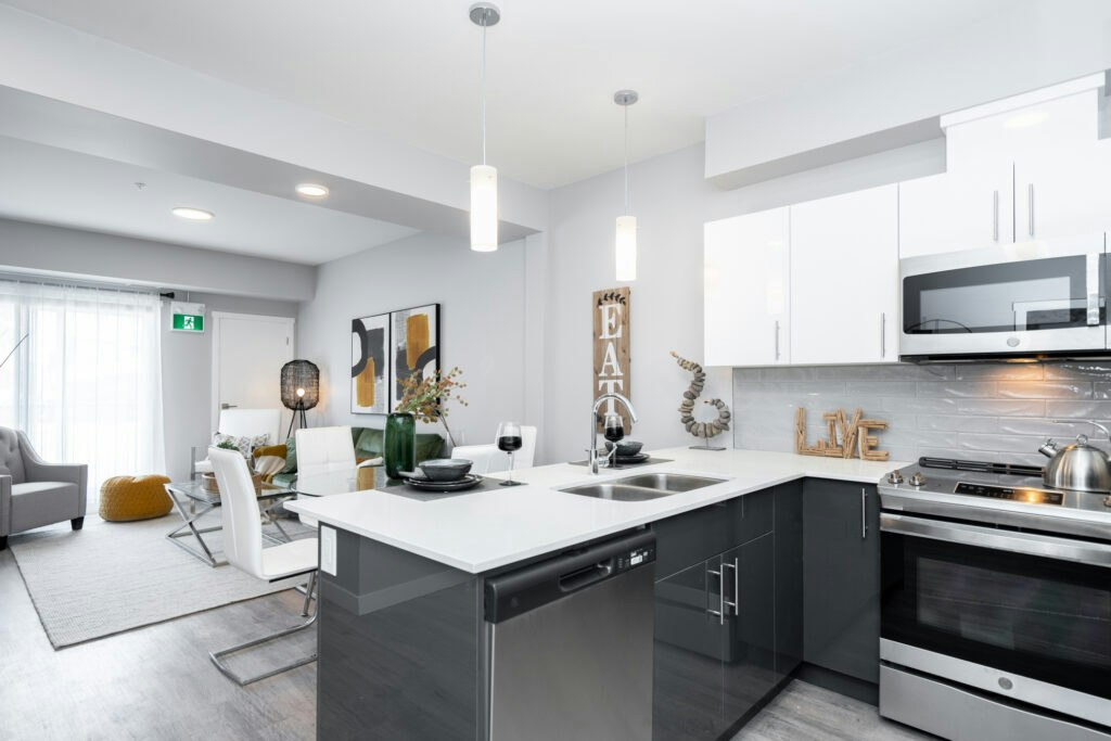 1-614-70 Park East Drive, Winnipeg, MB