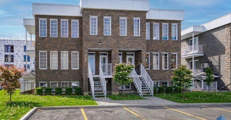 2-718 D'aylmer Chemin, Gatineau, QC, J9H 5T2
