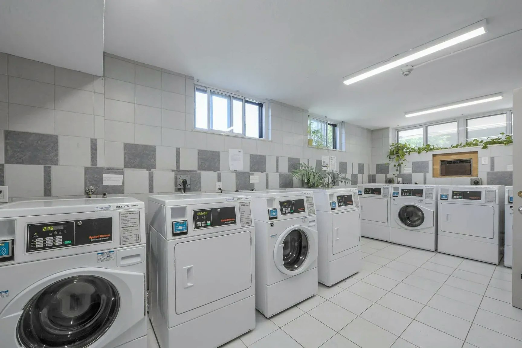 0803-6151 Bathurst Street, Toronto, ON, M2R 1Z4 - 8