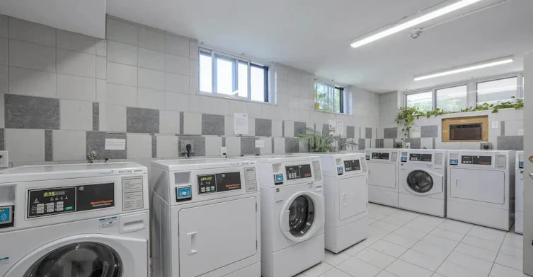 0803-6151 Bathurst Street, Toronto, ON, M2R 1Z4 - 8