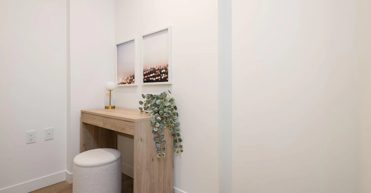 D8-2108 W 16th Avenue, Vancouver, BC, V6J 3Z4 - 4