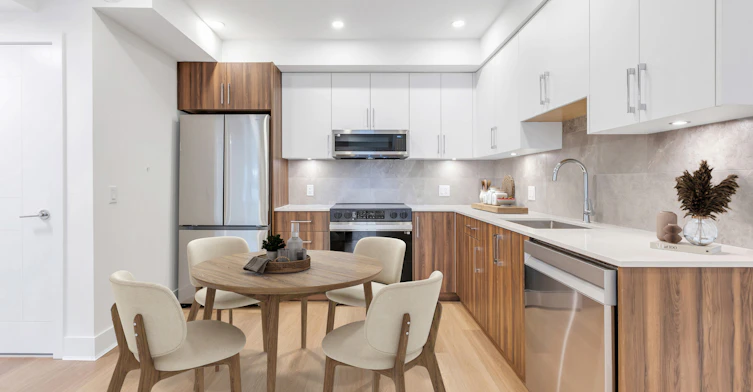 111-4575 Granville Street, Vancouver, BC, V6H 0E1 - 4