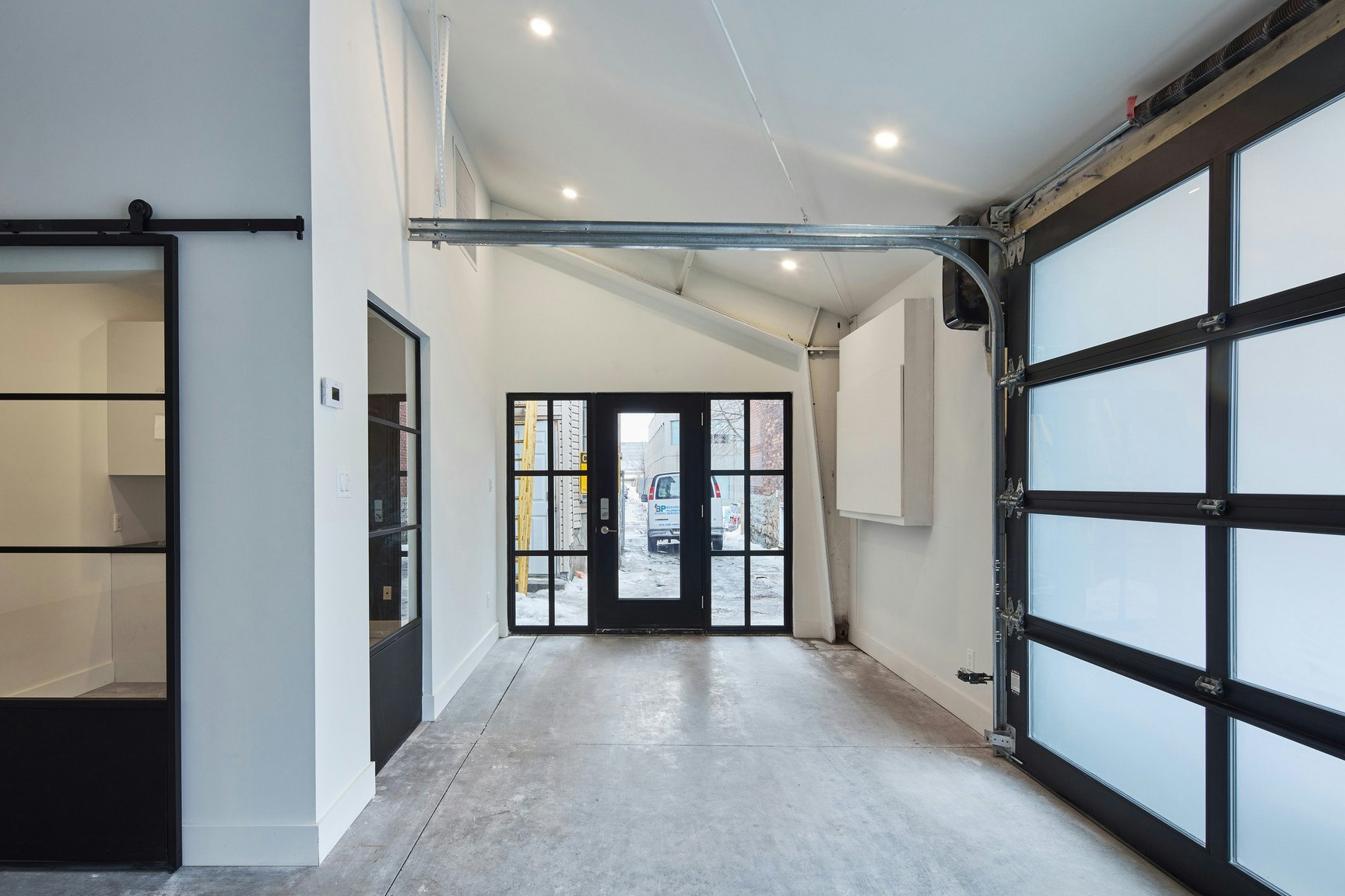329 Catherine Street, Ottawa, ON, K1R 5T4 - 2