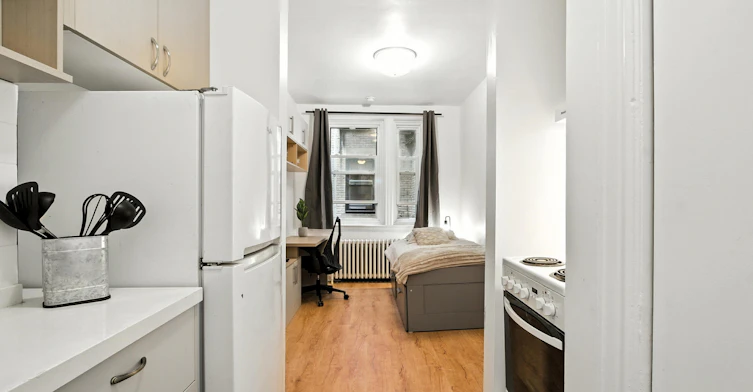 18-3436 Aylmer Rue, Montréal, QC, H2X 2B6 - 5