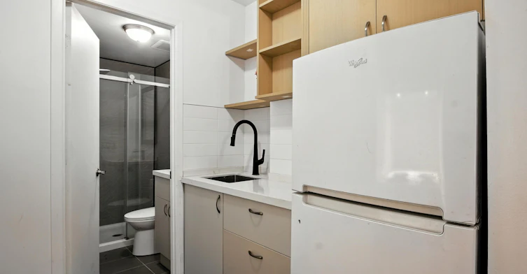 18-3436 Aylmer Rue, Montréal, QC, H2X 2B6 - 7