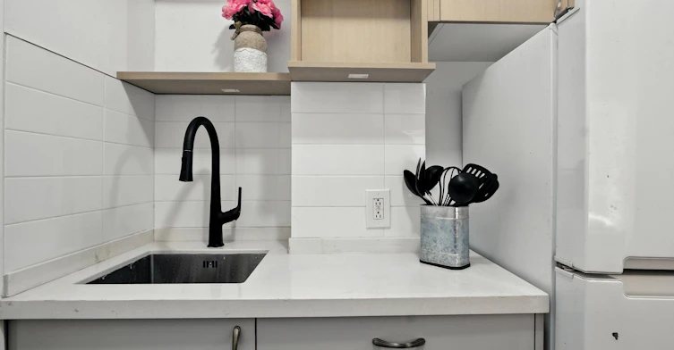 18-3436 Aylmer Rue, Montréal, QC, H2X 2B6 - 9